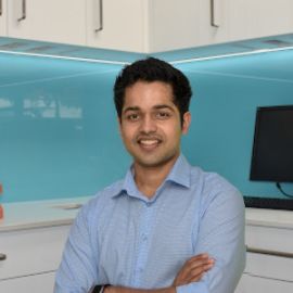 Dr. Shiv Shashi